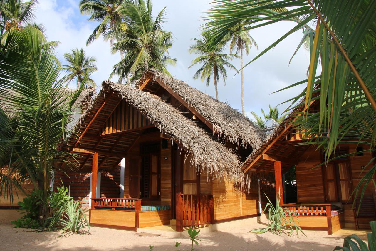 Shiva'S Beach Cabanas タンガラ エクステリア 写真