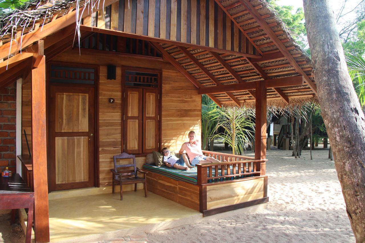 Shiva'S Beach Cabanas タンガラ エクステリア 写真